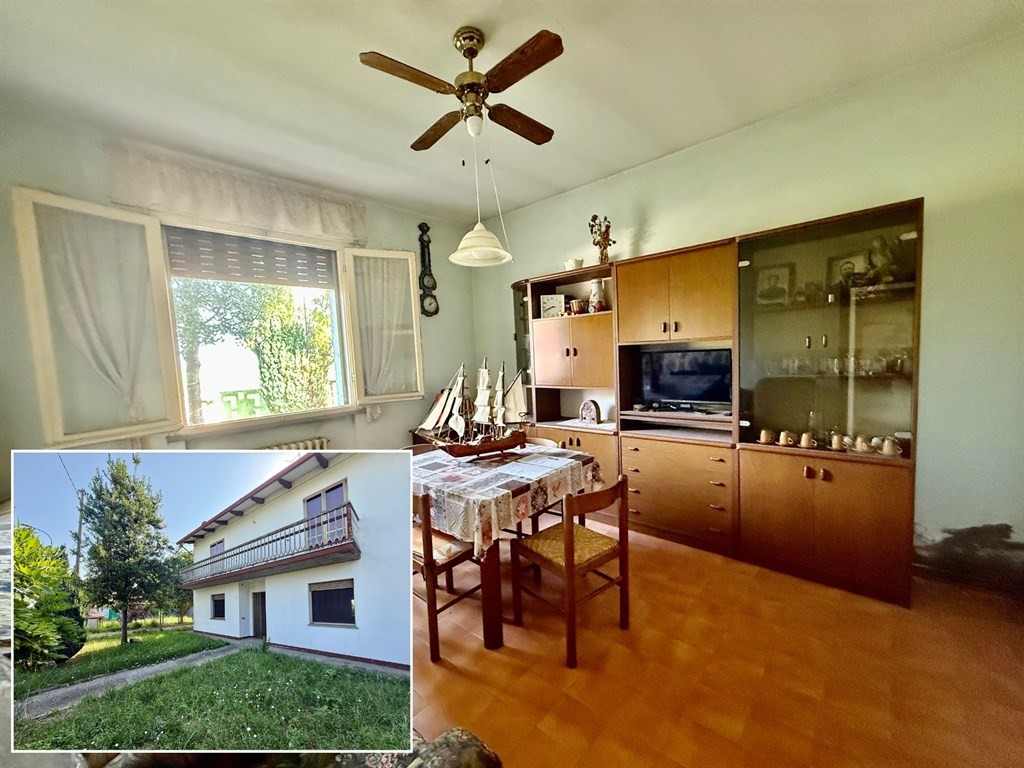 La bifamigliare spaziosa –Casa abbinata ad un lato con giardino su tre lati